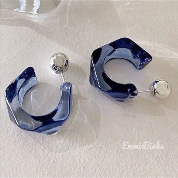 ✨3for$38 New Zara Translucent Chunky Hoop Ball Back Earrings - Picture 10 of 16